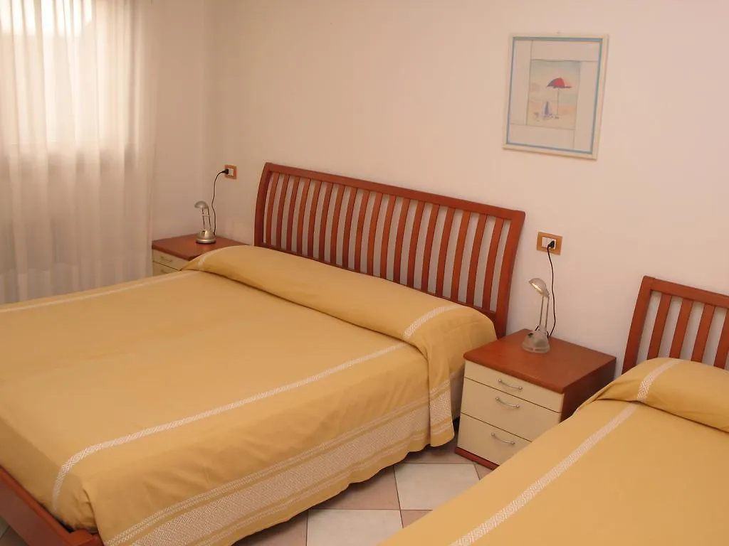 Family Apartments Residence Trieste Lido di Jesolo 0*,  Italien