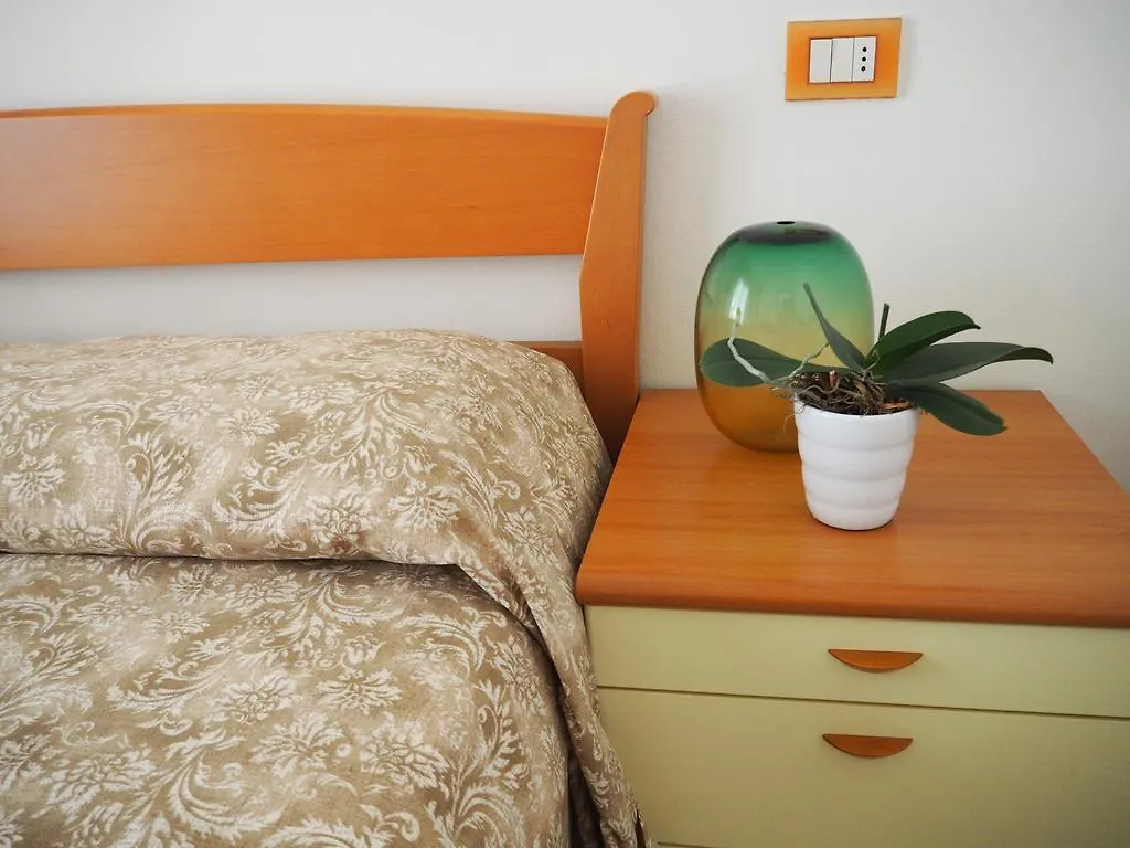 Family Apartments Residence Trieste Lido di Jesolo 0*,